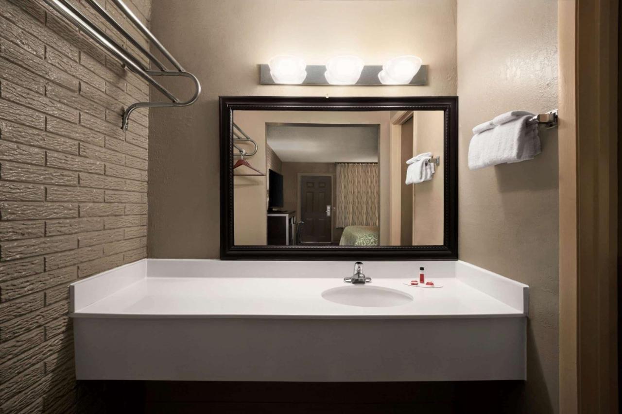 Days Inn By Wyndham Hardeeville/ I-95 State Line Ngoại thất bức ảnh