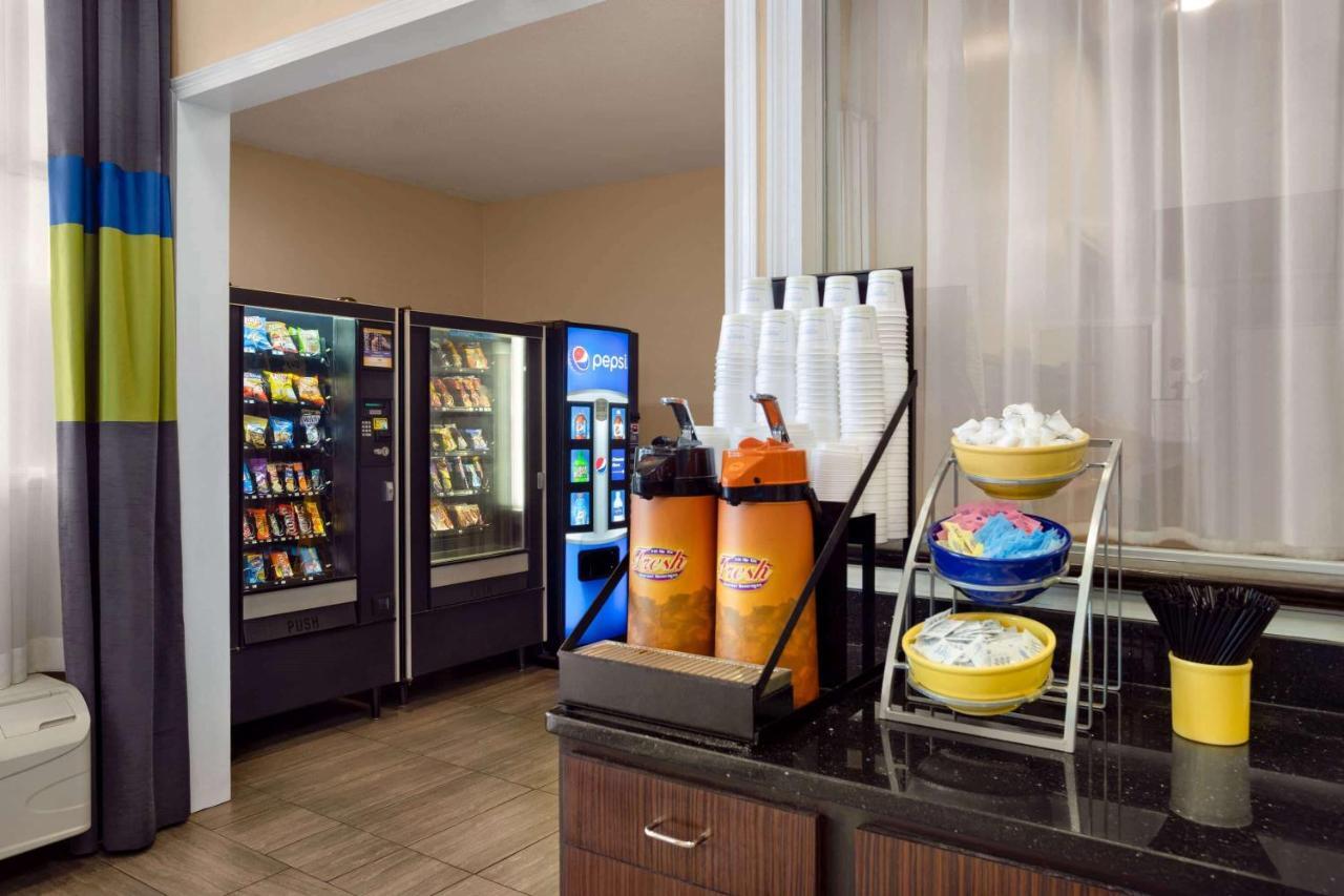 Days Inn By Wyndham Hardeeville/ I-95 State Line Ngoại thất bức ảnh