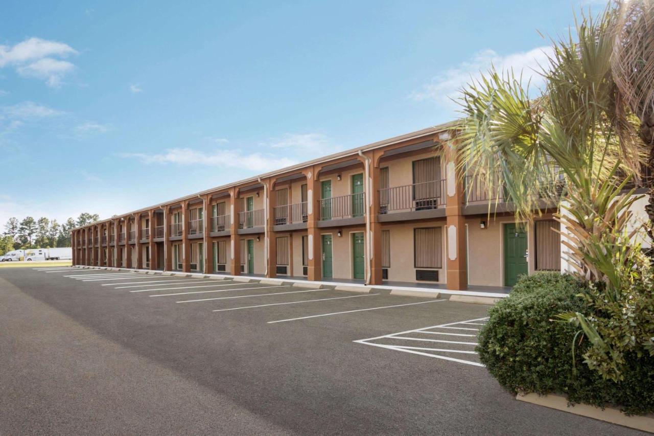 Days Inn By Wyndham Hardeeville/ I-95 State Line Ngoại thất bức ảnh