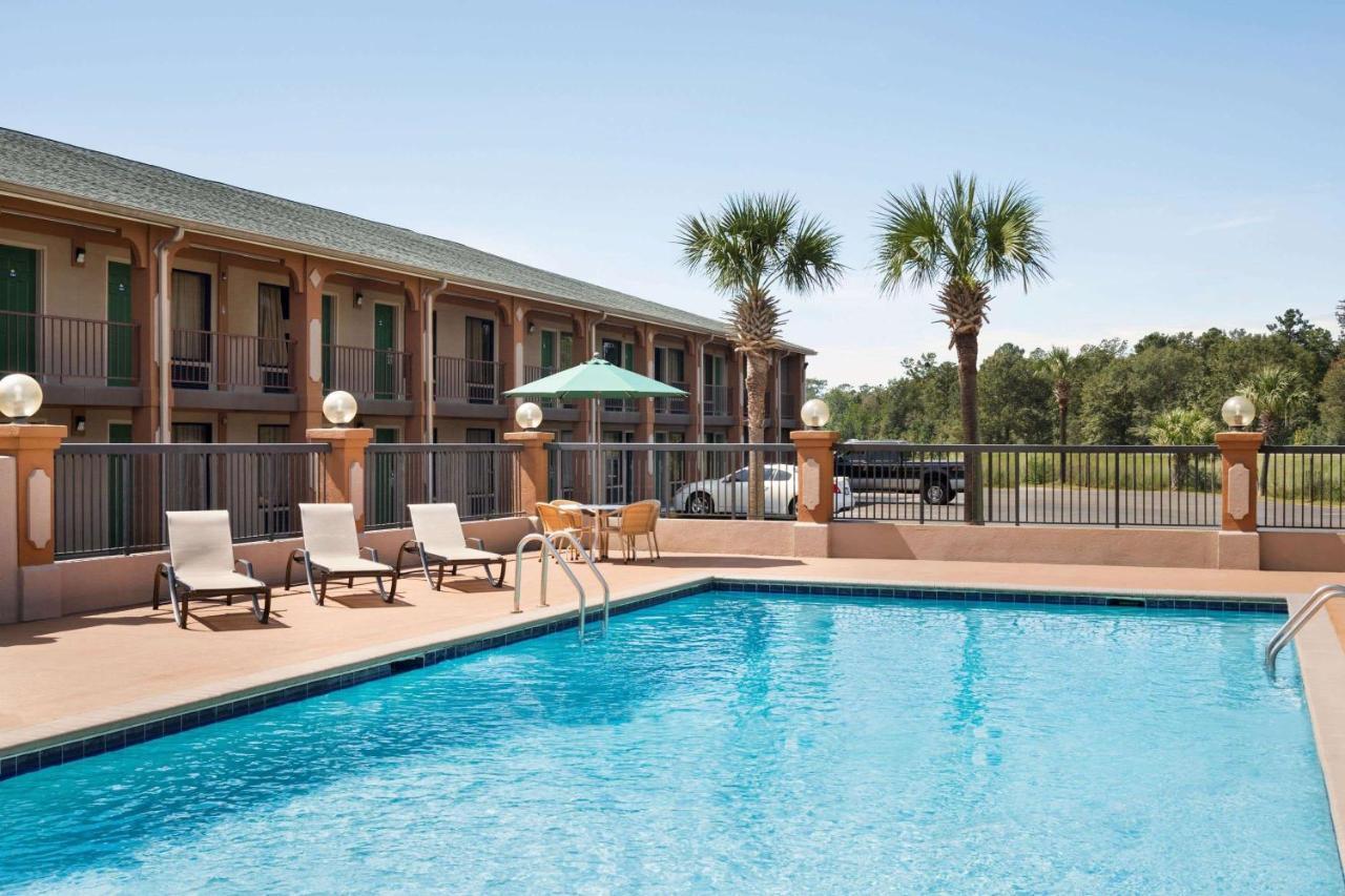Days Inn By Wyndham Hardeeville/ I-95 State Line Ngoại thất bức ảnh